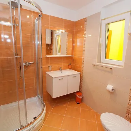 Maslina Apartament *