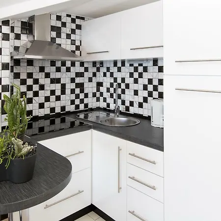 Maslina * Crikvenica