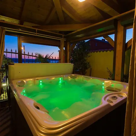 Maslina Apartament *