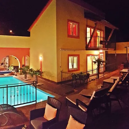 Maslina * Crikvenica