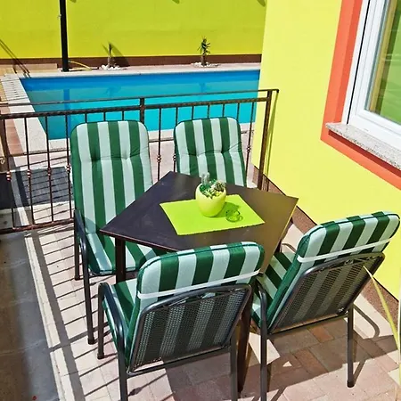 Maslina Apartament *