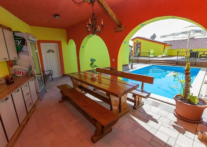 Maslina * Crikvenica